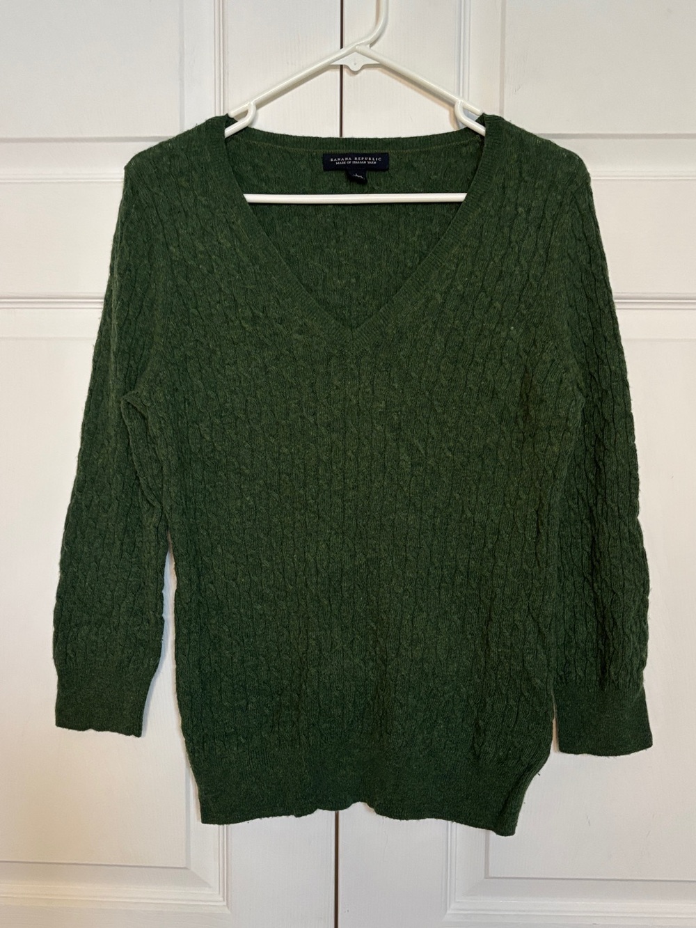 Banana Republic Women's L Green Cable Knit V Neck Wool Cashmere Blend Sweater